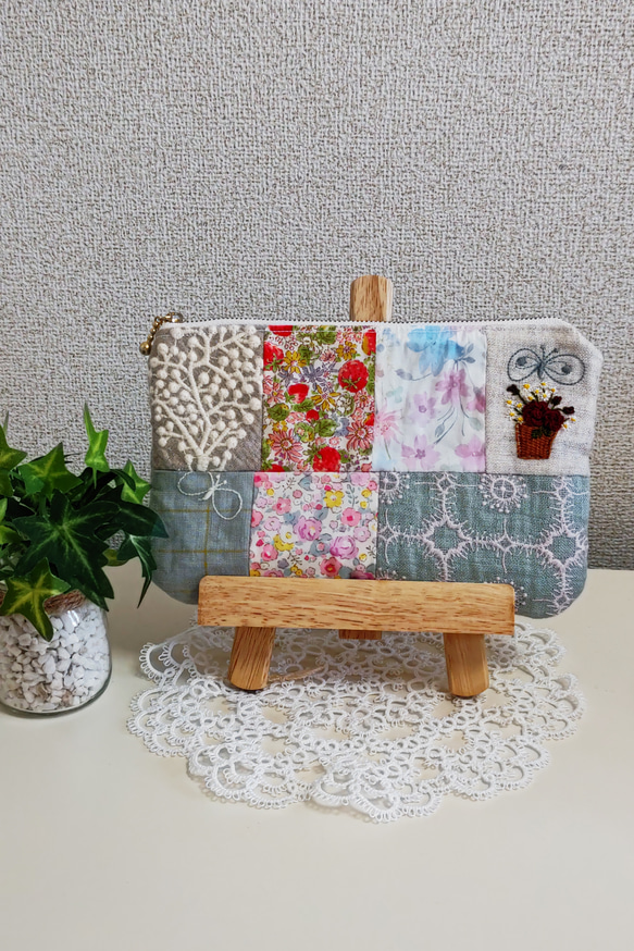 ミナペルホネン パッチワーク ポーチ ハンドメイド 刺繍 ポーチ やま